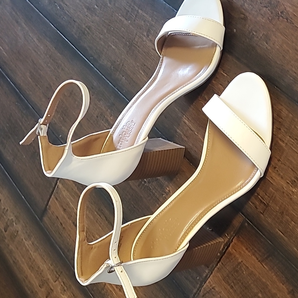 Women’s white heels